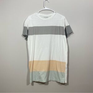 Pull & Bear t-shirt NWT